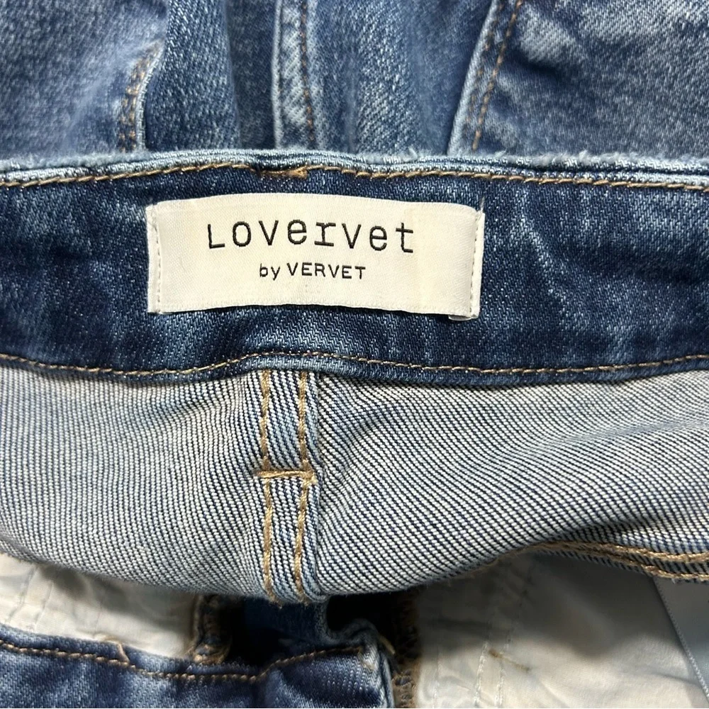 Modern High-Rise Blue Wide-Leg Jeans - Picture 3 of 5